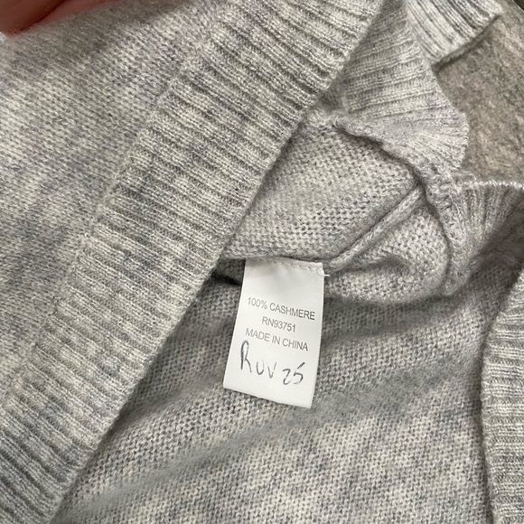 InCashmere Light Gray Women's Sweater - Picture 6 of 9